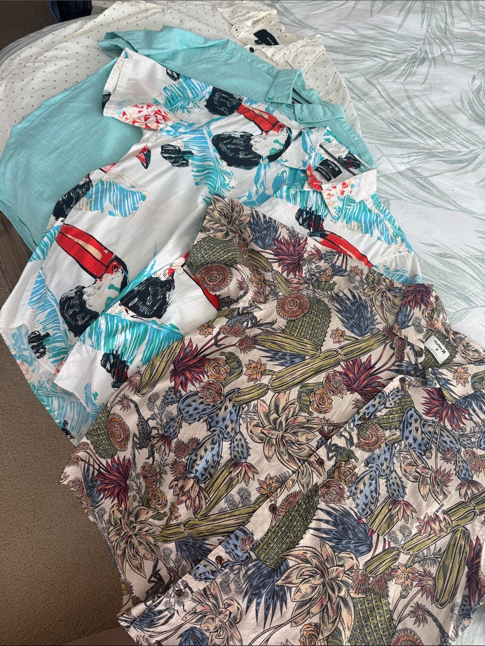 Men’s Hurley button down shirts